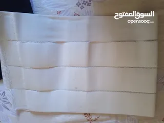  4 مشدات للبطن للبيع سعر الواحد ب 5