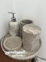  2 اکسسورات رخامية