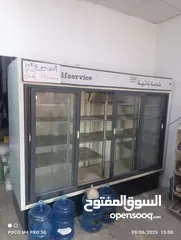  1 ثلاجة عرض للبيع بسعررر حرررررق