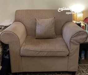  6 BEIGE COLOR SOFA SET WITH CUSHIONS FOR SALE (Very Good Condition)