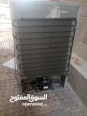  4 ثلاجة مكتب