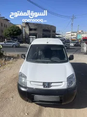  2 بيجو بارتنر 2011