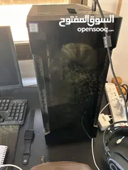  1 Pc مع شاشه وماوس وكيبورد وسماعه للبيع