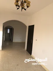  24 شقه للسكن  او لل استثمار 3 نوم  2 حمام مطبخ صالون وصاله L برنده  مساحه 129 متر