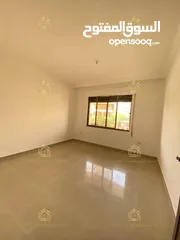  3 شقة في منطقة الكرسي بمساحة 220م