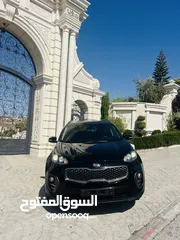  2 كيا سبورتاج للبيع فحص نخب  مش ناقصه ولا اشي  عداد قليل  امكانية البيع دفعة وشيكات