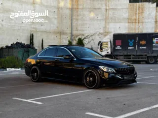  1 Mercedes-Benz C300 AMG