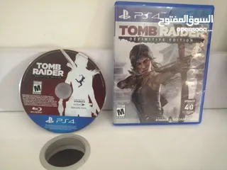  14 سي دي tomb raider نظيف ولا خدش سبب البيع تم التختيم العبة جدا حلوة غير قابل للتفاوض ولا خدش