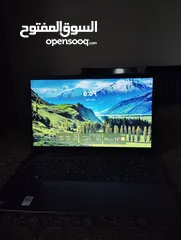  1 لابتوب Lenovo , RAM 8GB  تخزين 800GB , شاشة [14] بوصة  بحالة ممتازة