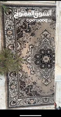  1 سجادة لون بني وبيج