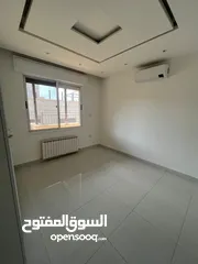  6 شقة 3 نوم  للايجار ( Property 37716 ) سنوي فقط