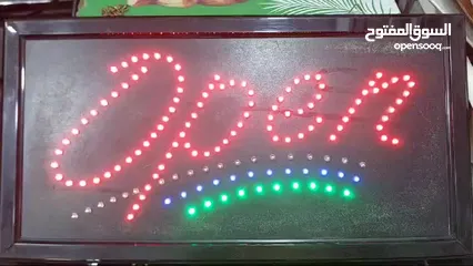  2 لوحة للمحلات التجارية