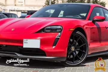  25 Porsche Taycan 2022