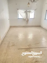  12 شقتين للبيع (أرضي + تسوية)  الزرقاء حي رمزي في منطقة حيوية جداً