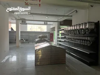  6 هايبر ماركت للبيع مع تجهيزاته ‏hypermarket for sale