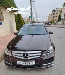  6 Mercedes C200 2012