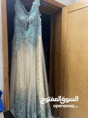  2 فستان لحفلة اعراس تم لبسه لبسة واحدة فقط