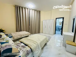  6 شقه مفروشه