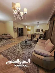  3 شقة فاخرة للبيع أو للايجار في دير غبار