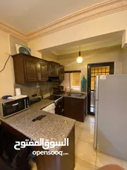  16 شقه مفروشه طابق ارضي مجهزة بالكامل غرفتين نوم وصاله ومطبخ وحمام وبرندة  شارع الجامعه طلاب اوطالبات