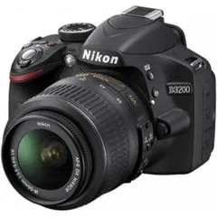  1 كاميرا Nikon D3200 