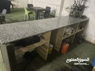  11 طاولة بلياردو امريكي وعدة قهوة