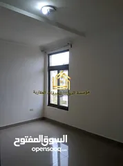  1 شقة فارغة للايجار