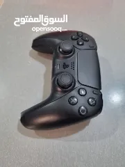  2 PlayStation 5 controller