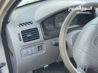  4 كيا ريو سياره بحالة جيده