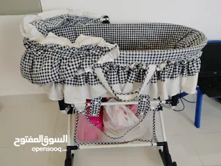  4 سرير أطفال لحديثي الولادة