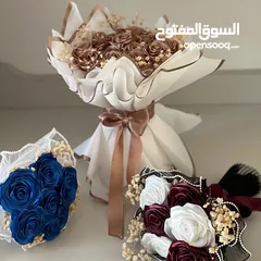  1 ورد صناعي باشكال والوان مختلفه