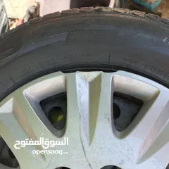  5 جنط هوندا سيفيك موديل 2008مع طاسات