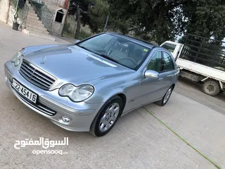  1 للبيع مرسيدس c200 اربد/ عمان