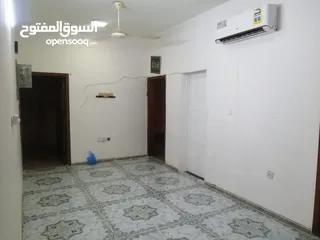  6 بيت للايجار في وادي الكبير قرب مسجد الكويتي