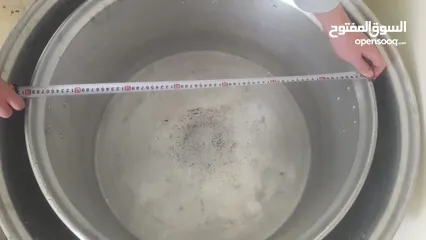  2 قدور للبيع  2 حجم كبير و 1 حجم وسط
