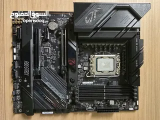  2 مذر بورد asus + معالج  انتل او منفصلات باقي التفاصيل بالوصف