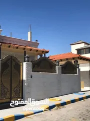  27 قرميد  مؤسسه العماوي لكافه اعمال تركيب القرميد والديكور والبرڨولاء تركيب وصيانه