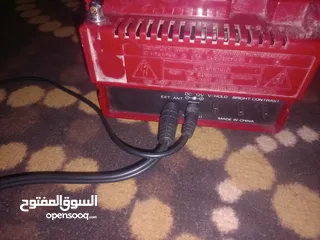  2 تلفزيون قديم ابيص وأسود شغال قحص كامل