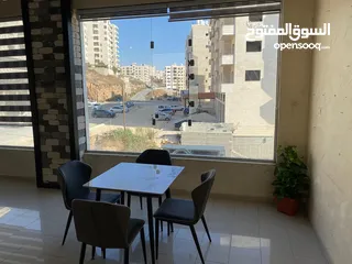  18 كوفي شوب بكامل معداته جاهز لتسليم هي بحاله ممتازه
