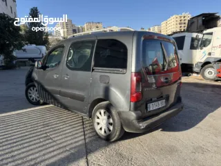  4 بيجو بارتنر 2017 للبيع