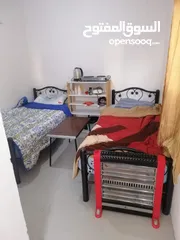  4 استديو مفروش للايجار قريب من المعابر والجامعات