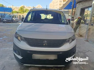  1 بيجو ريفتر 2022 بحالة الوكالة
