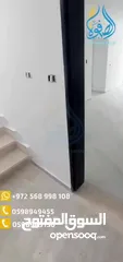  6 شقق مميزه للبيع في عين منجد