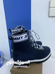  2 سيفتي Tommy Hilfiger الأصلي مقاس 41 مميز جدا حال الجديد