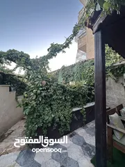  18 شقة 200 داخلي و 200 خارجي للبيع في طبربور