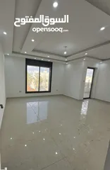  1 شقة طابق ثاني للبيع من المالك مباشرة حي الرشاد بناء جديد  عرض خاص على اخر شقة بالاسكان