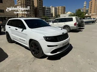  2 جراند شيروكي SRT8 بحالة الوكالة