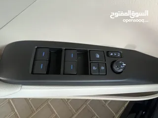  9 TOYOTA CAMRY GLE  ( معرض الحضر )