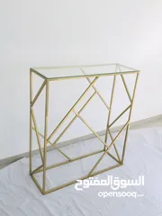  5 كونسول مدخل لون ذهبي