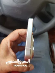  6 جهاز iphone 15 pro max مشفر سعة 512 جيجا مشحون 5 مرات للبيع